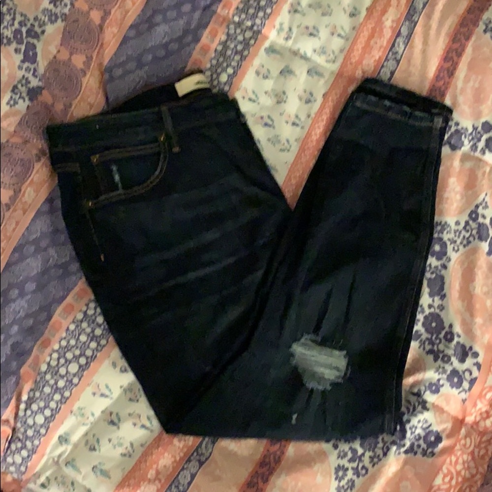 Maurices skinny destructed jeans
